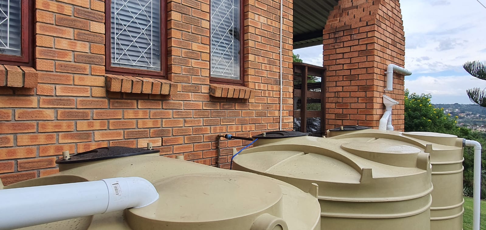 Installation of tanks